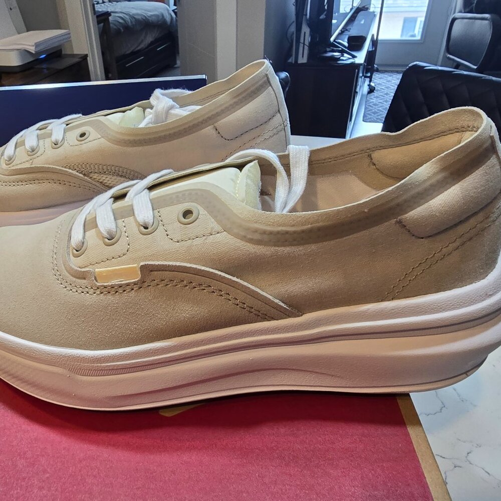 New Vans Authentic Overt CC Oatmeal Sneakers Platform Shoes MENS SIZE 10